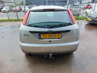 Ford Focus Focus 1 Hatchback 1.6 16V (FYDA) picture 5