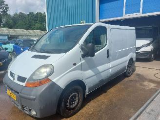 Auto incidentate Renault Trafic Trafic New (FL) Van 1.9 dCi 82 16V 2005/6