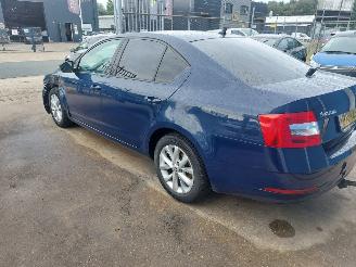 Skoda Octavia Octavia (5EAA) Liftback 1.6 TDI 16V picture 4