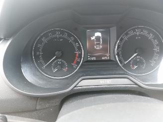 Skoda Octavia Octavia (5EAA) Liftback 1.6 TDI 16V picture 14
