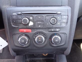 Citroën C4 Berline (NC) Hatchback 5-drs 1.6 16V VTi (EP6C(5FS)) picture 10