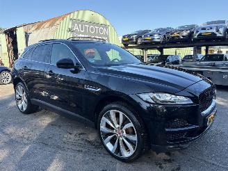 krockskadad bil auto Jaguar F-Pace 2.0D 132KW Autom. Pano Clima Navi AWD Portfolio NAP 2017/1