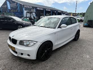 krockskadad bil auto BMW 1-serie 116I 90KW Airco Xenon M-pakket 2008/2