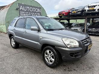 skadebil auto Kia Sportage 2.0 CVVT 104KW Clima Executive 2006/1