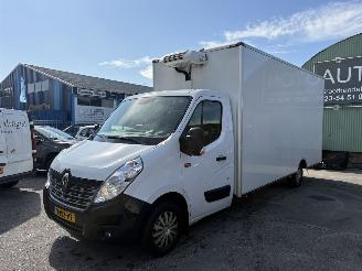 krockskadad bil bedrijf Renault Master 2.3 DCI 125KW Thermoking BE-COMBI LVC Navi Airco 2019/2
