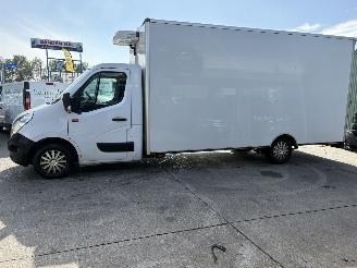 krockskadad bil bedrijf Renault Master 2.3 DCI 125KW Thermoking BE-COMBI LVC Navi Airco 2019/2