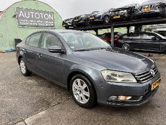 skadebil auto Volkswagen Passat 1.4 TSI 90KW Bleumotion Sedan Keyless 2011/9