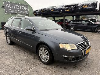 Voiture accidenté Volkswagen Passat 1.4 TSI 90KW Clima Navi Highline NAP 2009/1