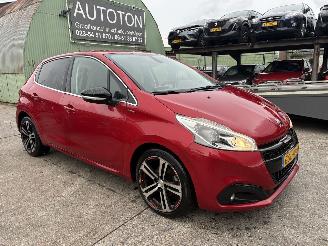 Vaurioauto  passenger cars Peugeot 208 1.2 81KW GT-Line Clima Navi Camera Led 2017/9
