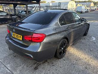 škoda osobní automobily BMW 3-serie 330e 135KW Autom. Clima Navi Leer Schuifdak High Executive NAP 2016/12
