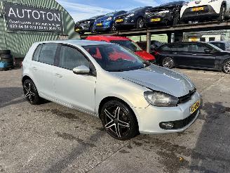 krockskadad bil auto Volkswagen Golf 1.4 TSI 90KW Navi Airco 5-Drs 2010/1