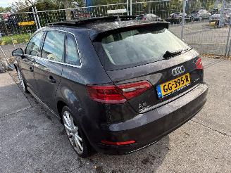 Damaged car Audi A3 1.4 E-Tron 110KW Autom. Pano Clima Navi Led S-Line NAP 2015/5