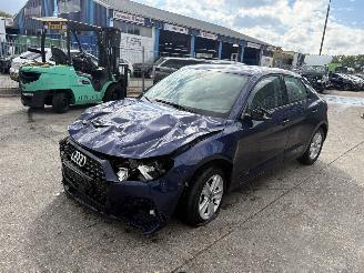 krockskadad bil auto Audi A1 25 TFSI 70KW Navi Airco 5-Drs Pro Line NAP 2022/11