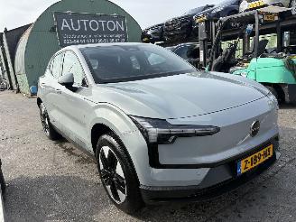 Vaurioauto  passenger cars Volvo EX30 69 kWh 200KW Extended Range Core Single Motor Clima Navi NAP 2024/4