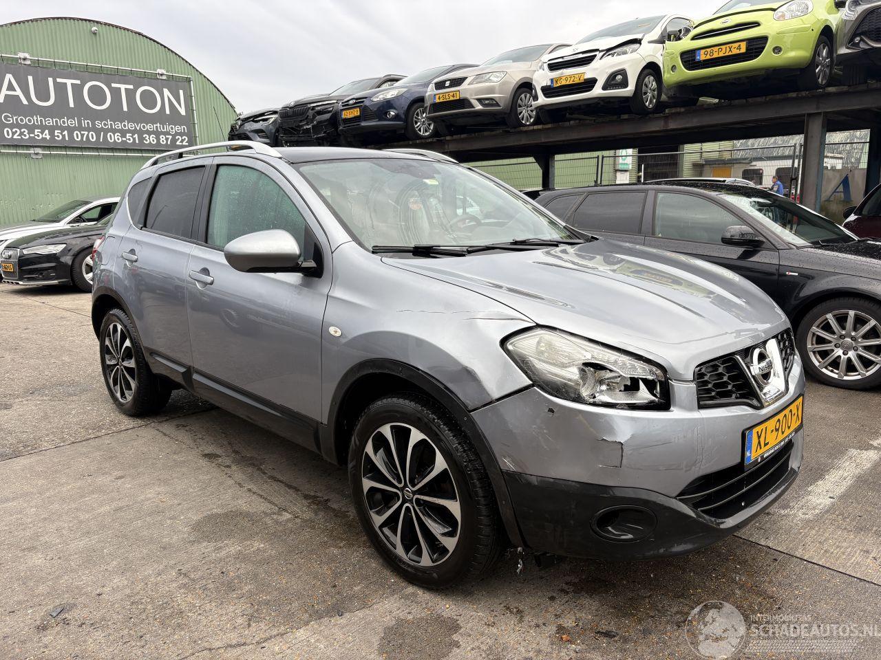 Nissan Qashqai 1.6 86KW Navi Clima Pano Camera Connect Edition