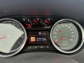 Peugeot 508 1.6 115KW Autom. Pano Clima Keyless Lease Executive picture 15