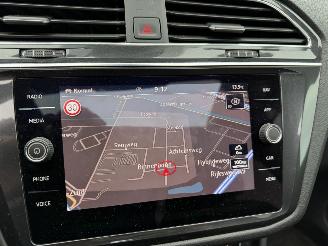 Volkswagen Tiguan 1.5 TSI 110KW DSG R-Line Pano Clima Navi Allspace Led Xenon 7-Pers NAP picture 15