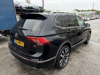 Volkswagen Tiguan 1.5 TSI 110KW DSG R-Line Pano Clima Navi Allspace Led Xenon 7-Pers NAP picture 3