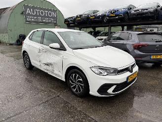 Volkswagen Polo 1.0 TSI 70KW Life Clima Navi Led Business 5-Drs NAP picture 1