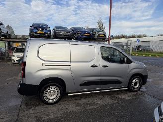 Opel Combo 1.5D 75KW L2H1 Airco Navi Schuifdeur Edition NAP picture 2
