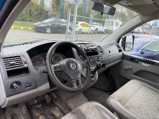 Volkswagen Transporter 2.0 TDI 75KW Pick-Up picture 11