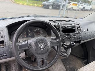 Volkswagen Transporter 2.0 TDI 75KW Pick-Up picture 13