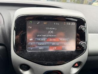 Toyota Aygo 1.0 VVT-I 51KW X-Play Led Airco 5-Drs Camera NAP picture 14