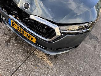 Skoda Octavia 1.5 E-TSI 110KW Autom. Clima Navi Business Edition Sfeerverlichting picture 17