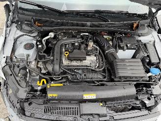 Volkswagen Polo 1.0 TSI 70KW DSG Clima Navi Comdortline NAP picture 11