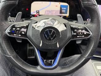 Volkswagen Golf 2.0 R TSI 320PK Pano Clima Navi 4Motion Led Xenon Camera picture 18