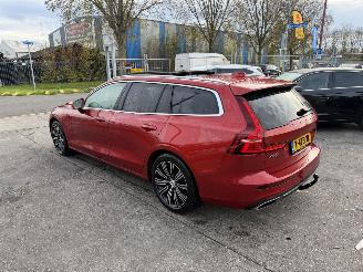 Volvo V-60 2.0 T8 223KW Twin Engine AWD Pano Clima Navi Led Xenon HUD picture 3