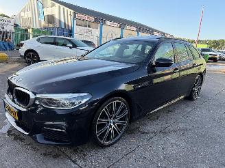 skadebil auto BMW 5-serie 540D Touring xDrive 235kW High Executive 2018/3