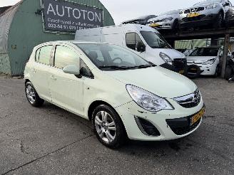 skadebil auto Opel Corsa 1.2 -16V 63KW Airco Navi Berlin 5-Drs NAP 2013/5