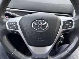 Toyota Verso 1.8 VVT-I 108KW Clima Navi Pano Camera Aspiration picture 13