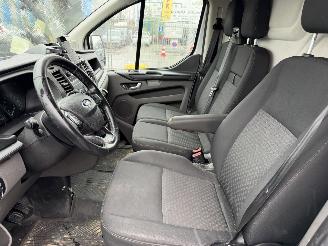 Ford Transit Custom 2.0 TDCI 96KW Clima Led L2H2 Imperiaal NAP picture 7