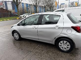 Toyota Yaris 1.0 VVT-I 51KW Clima Navi Camera Led Aspiration 5-Drs NAP picture 17