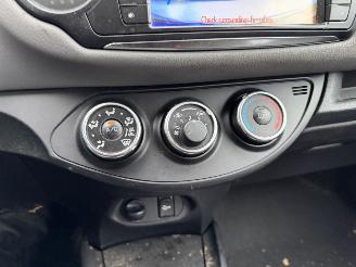 Toyota Yaris 1.0 VVT-I 51KW Clima Navi Camera Led Aspiration 5-Drs NAP picture 8