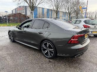 Damaged car Volvo S-60 2.0 T6 Recharge 253PK Autom. Pano Clima Navi AWD R-Design NAP 2020/11