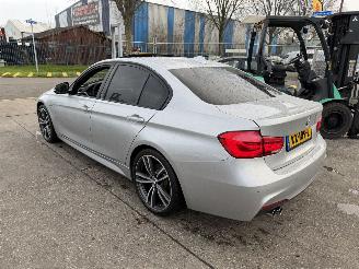 BMW 3-serie 330E Autom. Clima Navi Schuifdak HUD 360Camera High Executive NAP picture 4