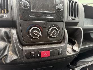 Peugeot Boxer 2.2 Bluehdi 103KW L4H2 Clima Navi Camera Zwaar Premium picture 10