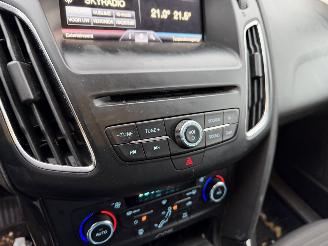 Ford Focus 1.0 92KW Clima Navi Titanium Edition NAP picture 13