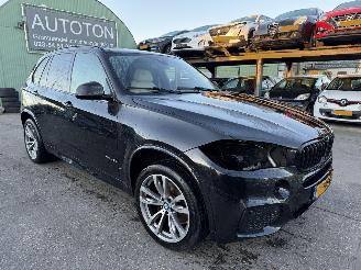 Voiture accidenté BMW X5 40e xDrive 180KW Autom. iPerformance Pano Clima Navi Hud M Sport Edition 2018/10