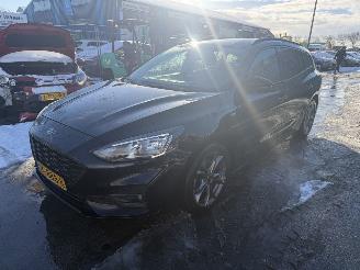 Ford Focus 1.0 Ecoboost 92KW ST-Line Clima Navi Led Business NAP picture 2