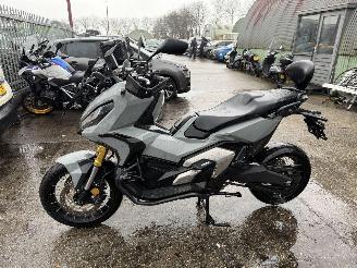 danneggiata motocicli Honda Overige 750 X-ADV 43KW Nardo Gray 2022/3