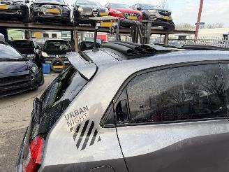 Renault Twingo 22 kWh 60KW R80 E-Tech Serie Limitee Urban Night Cabrio Clima Navi Led picture 19