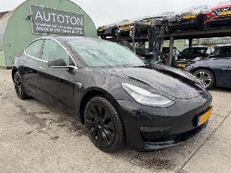 škoda osobní automobily Tesla Model 3 75 kWh Long Range 258KW AWD Pano Clima Navi NAP 2019/10