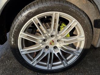 Porsche Cayenne 3.0 S 245KW E-Hybrid Autom. Pano Clima Navi Led NAP picture 12