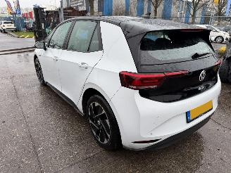 Volkswagen ID.3 58 kWh 107KW Pro Clima Navi picture 3