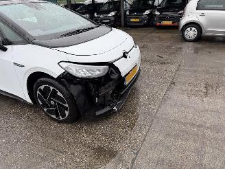 Volkswagen ID.3 58 kWh 107KW Pro Clima Navi picture 13
