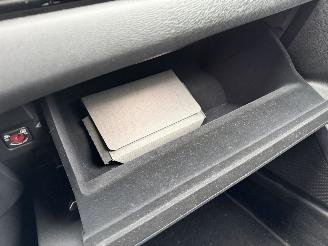 Opel Astra 1.2 81KW Business Edition Clima Navi Led NAP picture 13